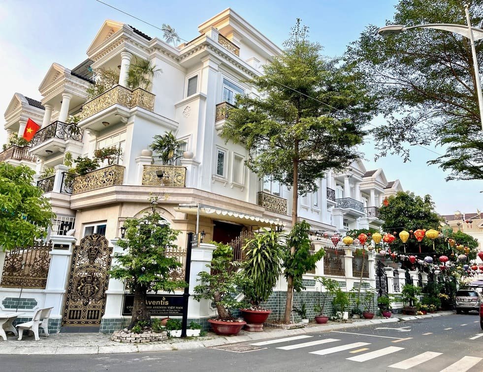 Nhà phố liên kế vườn Cityland Garden Hills